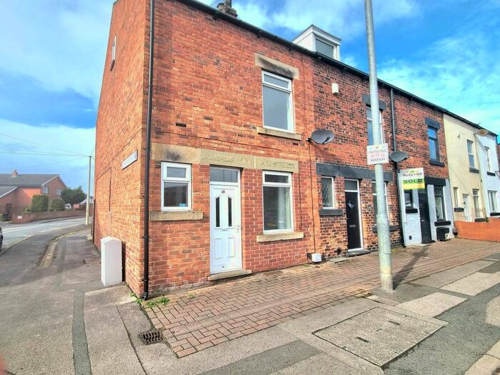 3 Bedroom Property To Rent In Pontefract Road, Shafton, Barnsley, S72