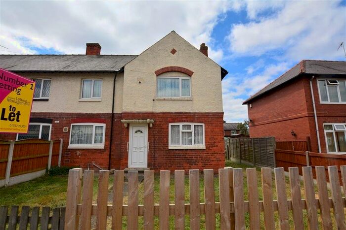 3 Bedroom Terraced House To Rent In Mirkhill Road, Selby, North Yorkshire, YO8