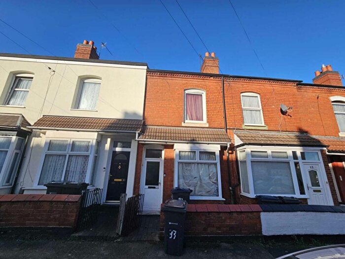 2 Bedroom Terraced House For Sale In Blackford Road, Sparkhill, B11