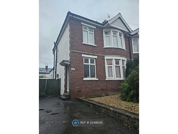 3 Bedroom Semi-Detached House To Rent In Countess Place, Penarth, CF64