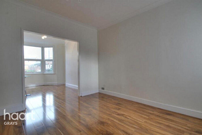 4 Bedroom Terraced House For Sale In Chadwell Road, Grays, RM17