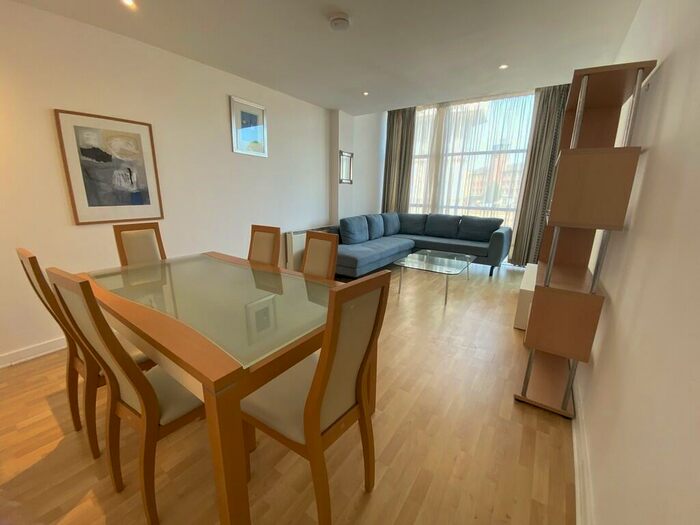2 Bedroom Apartment To Rent In Deansgate Quay, Deansgate, M3