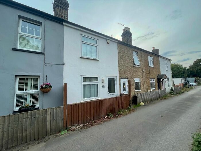 3 Bedroom Terraced House To Rent In Mill Place, Datchet, SL3
