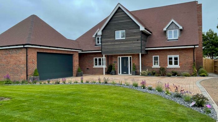 4 Bedroom Detached House To Rent In Wellingtonia, Crookham Common, RG19