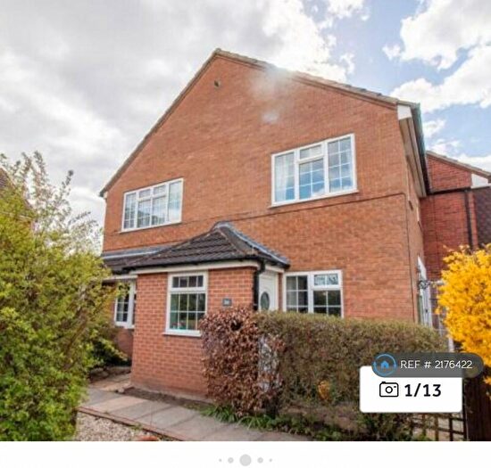 3 Bedroom Semi-Detached House To Rent In Kensington Close, Nottingham, NG9