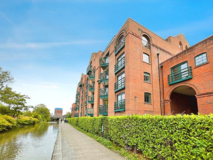 2 Bedroom Flat For Sale In Wharton Court, Hoole Lane, Chester, Cheshire, CH2