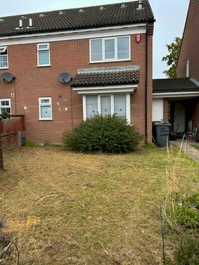 1 Bedroom Cluster House To Rent In Coyney Green, Luton, Bedfordshire, LU3