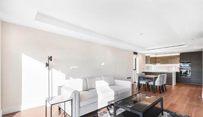 2 Bedroom Flat To Rent In Greenwell Street, Marylebone, London, W1W