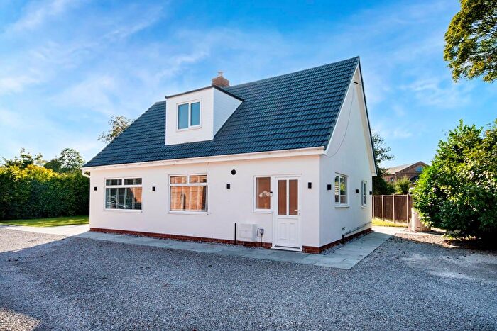 2 Bedroom Detached House For Sale In Myrtle Street, Retford, DN22