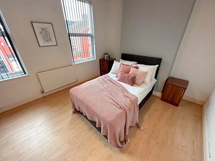 3 Bedroom House To Rent In Channell Road, L6