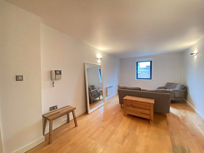 1 Bedroom Apartment To Rent In Jutland House (Block B), Jutland Street, Manchester, M1