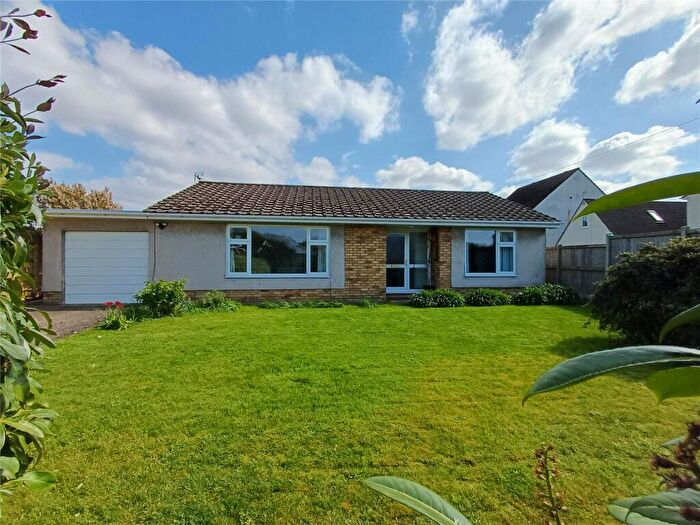 3 Bedroom Bungalow For Sale In Dewstow Gardens, Caldicot, Monmouthshire, NP26