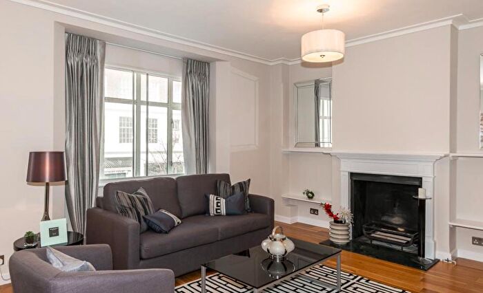 1 Bedroom Apartment To Rent In Chagford Street, Marylebone, London, NW1