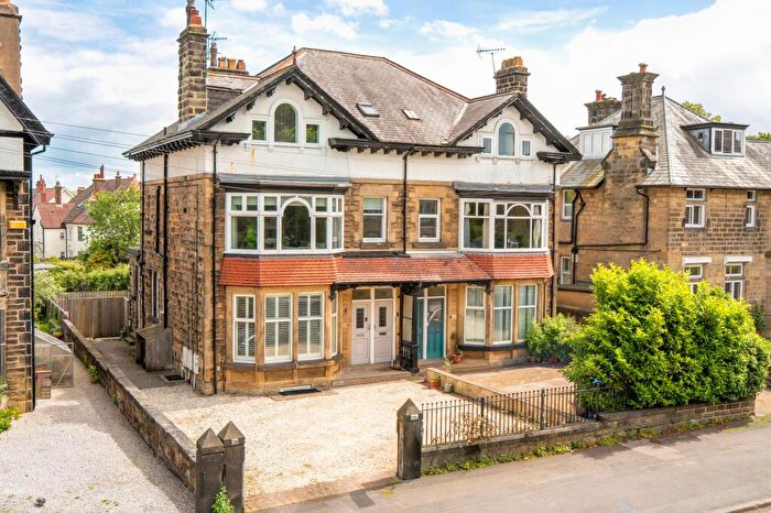 2 Bedroom Flat For Sale In Leeds Road, Harrogate, HG2