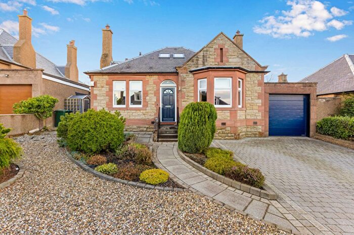 4 Bedroom Detached Bungalow For Sale In East Caiystane Road, Fairmilehead, Edinburgh, EH10