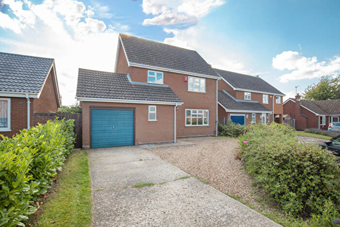 3 Bedroom Detached House To Rent In Primrose Close, Attleborough, NR17