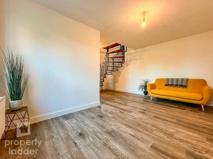 1 Bedroom End Of Terrace House For Sale In Arthurton Road, Spixworth, Norfolk, NR10