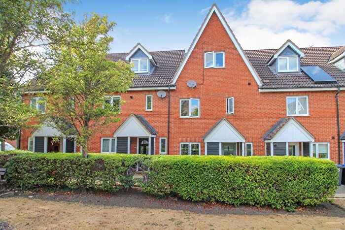 4 Bedroom Town House For Sale In Barnack Grove, Royston, SG8