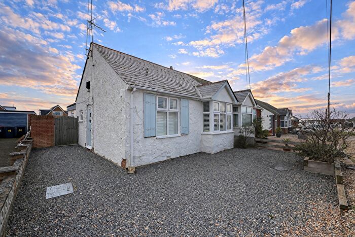 3 Bedroom Semi-Detached Bungalow For Sale In Eden Road, Whitstable, CT5