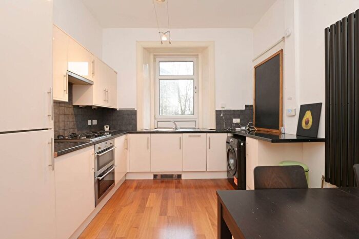 1 Bedroom Flat For Sale In Cambusnethan Street, Edinburgh, EH7
