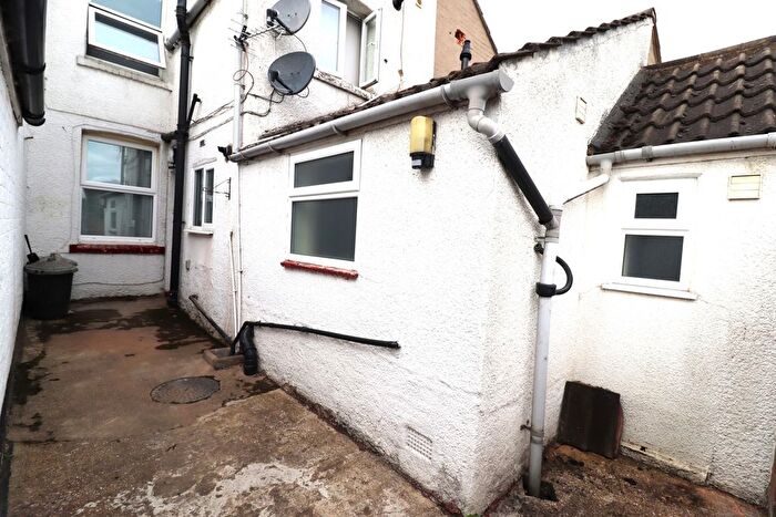 1 Bedroom Maisonette To Rent In St. Martins Street, Bletchley, Milton Keynes, MK2