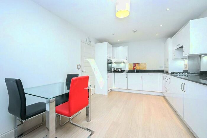 2 Bedroom Apartment To Rent In Edwards House, Alric Avenue, New Malden Surrey, KT3