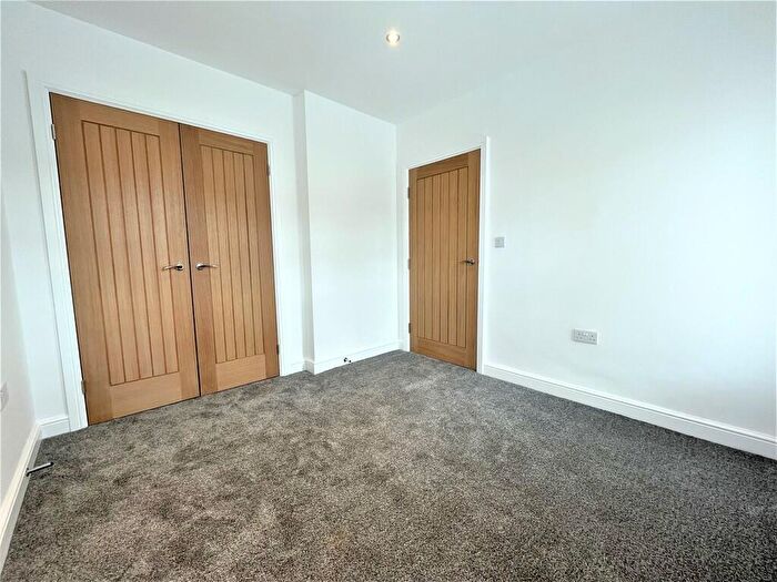 2 Bedroom Apartment To Rent In Roker Lane, Pudsey, LS28