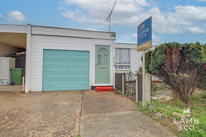 2 Bedroom Detached Bungalow For Sale In Yew Way, Jaywick, Clacton-On-Sea, CO15