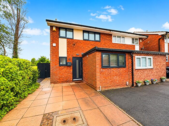 3 Bedroom Semi-Detached House For Sale In Green Meadows, Westhoughton, BL5