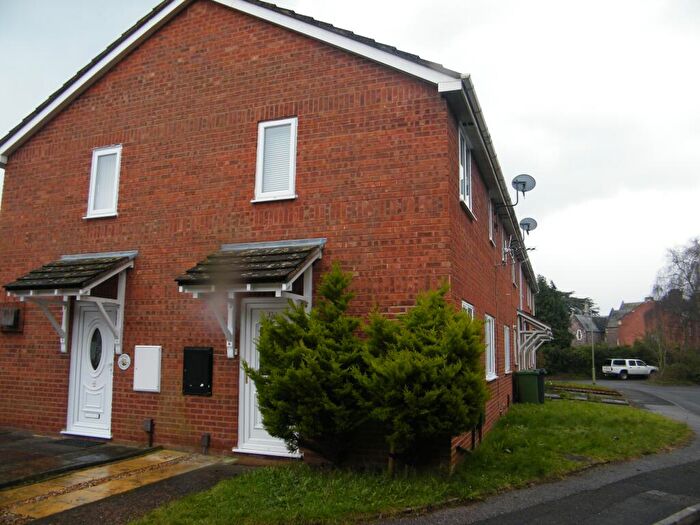 1 Bedroom House To Rent In Exwick Court, Exwick, EX4