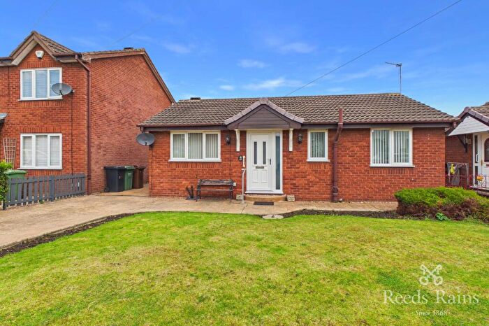 2 Bedroom Bungalow To Rent In Lower Mickletown, Methley, Leeds, West Yorkshire, LS26