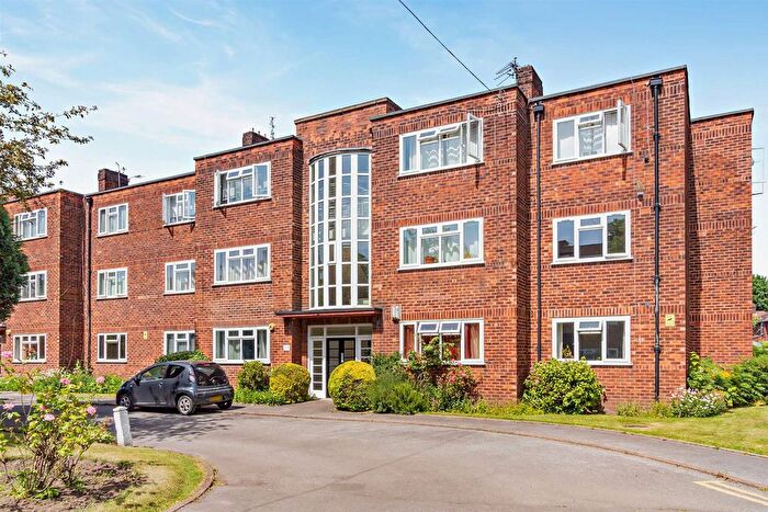 2 Bedroom Flat For Sale In Wilmslow Road, Manchester, M20