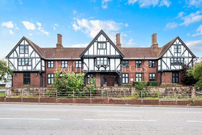 1 Bedroom Apartment To Rent In Reigate Road, Epsom, KT17