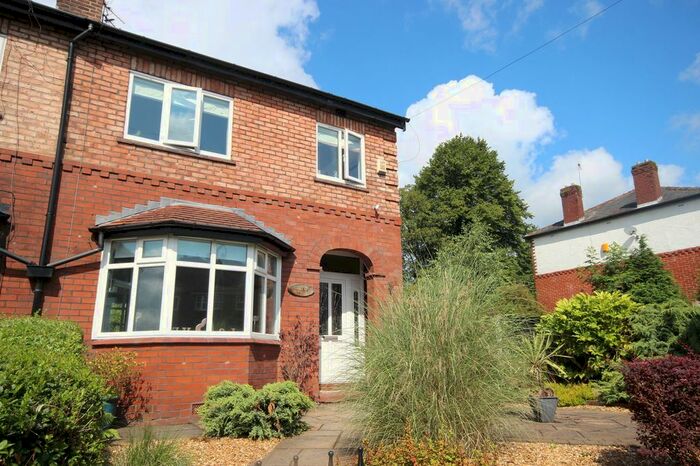 3 Bedroom Property To Rent In Folly Lane, Swinton, M27