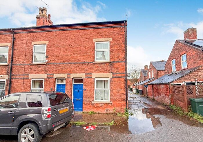 3 Bedroom End Of Terrace House For Sale In Cross Street, Skegness, Lincolnshire, PE25