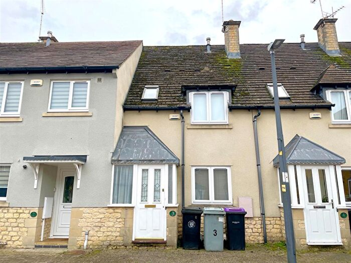 2 Bedroom Terraced House For Sale In Mallard Court, Stamford, PE9