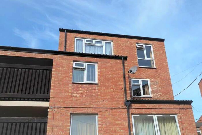 2 Bedroom Flat To Rent In Bentley Street, Melton Mowbray, LE13