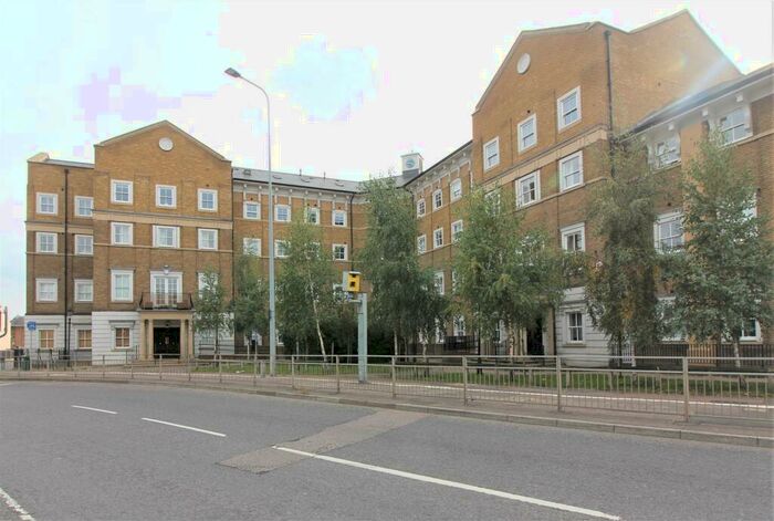 2 Bedroom Apartment To Rent In Kreston House, Broomfield Road, Chelmsford, CM1