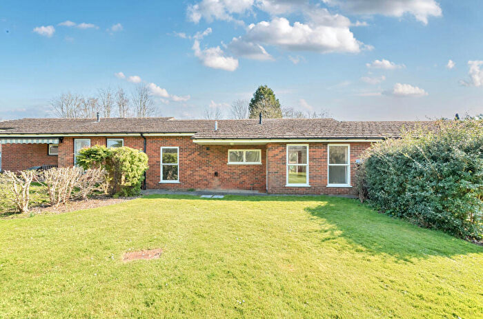 2 Bedroom Bungalow For Sale In Headbourne Worthy House, Bedfield Lane, Headbourne Worthy, Winchester, SO23