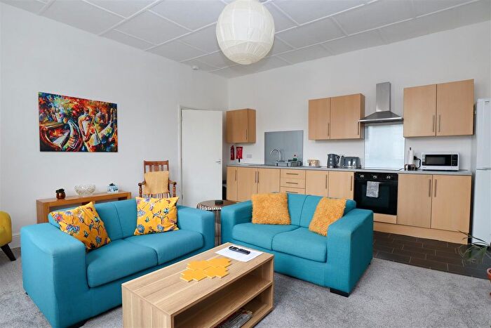 2 Bedroom Flat For Sale In Pevensey Road, St Leonards-On-Sea, TN38