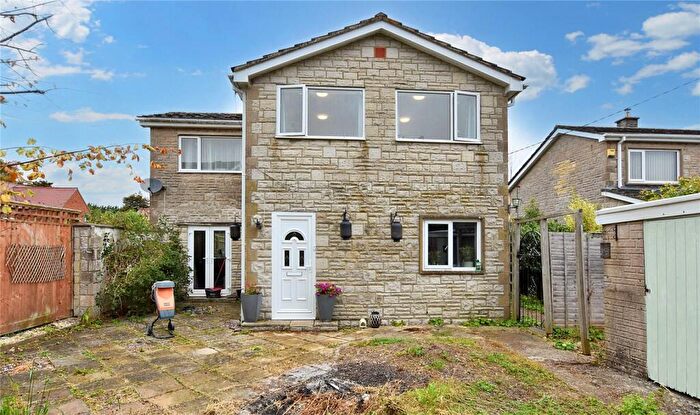 3 Bedroom Detached House For Sale In Manor Close, Chilton, Didcot, Oxfordshire, OX11