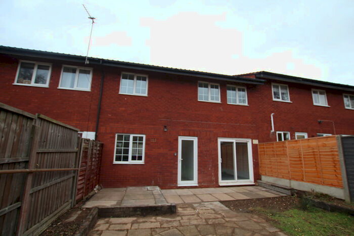 3 Bedroom House To Rent In Crossfell, Tamworth, B77