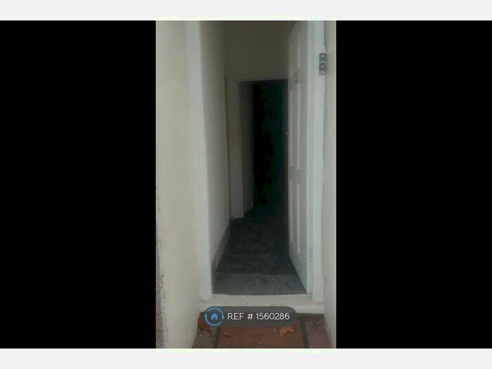 2 Bedroom Flat To Rent In Chandler Avenue, London, E16