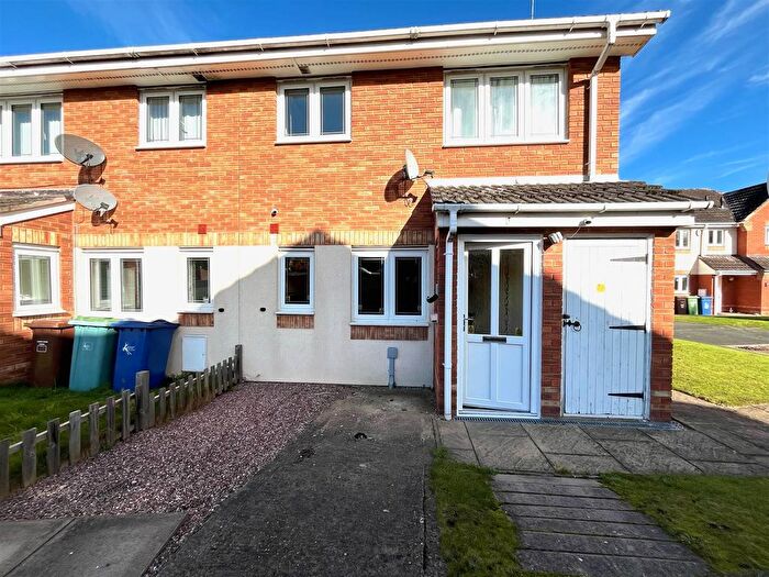 1 Bedroom Flat For Sale In Truro Close, Rugeley, WS15
