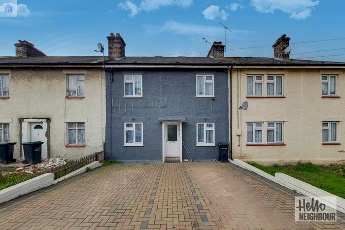 3 Bedroom Terraced House To Rent In Huntley Avenue, Northfleet, DA11