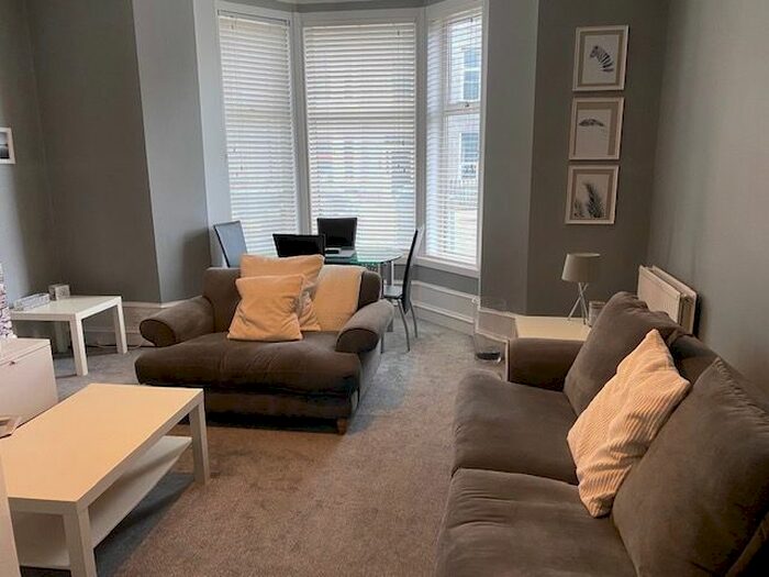 1 Bedroom Flat To Rent In Union Grove, City Centre, Aberdeen, AB10