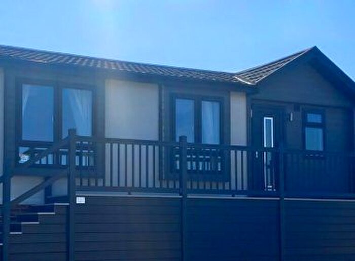 2 Bedroom Mobile/park Home For Sale In Woolacombe Station Road, Woolacombe, EX34