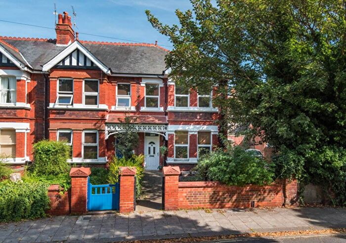 1 Bedroom Flat To Rent In Heene Road, BN11