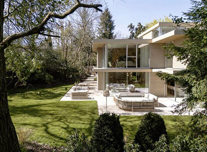 7 Bedroom House For Sale In Beechworth Close, Hampstead, NW3