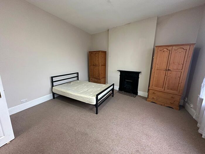 1 Bedroom Studio To Rent In Studio Flat – The Salisbury Hotel, Grand Parade London, N4